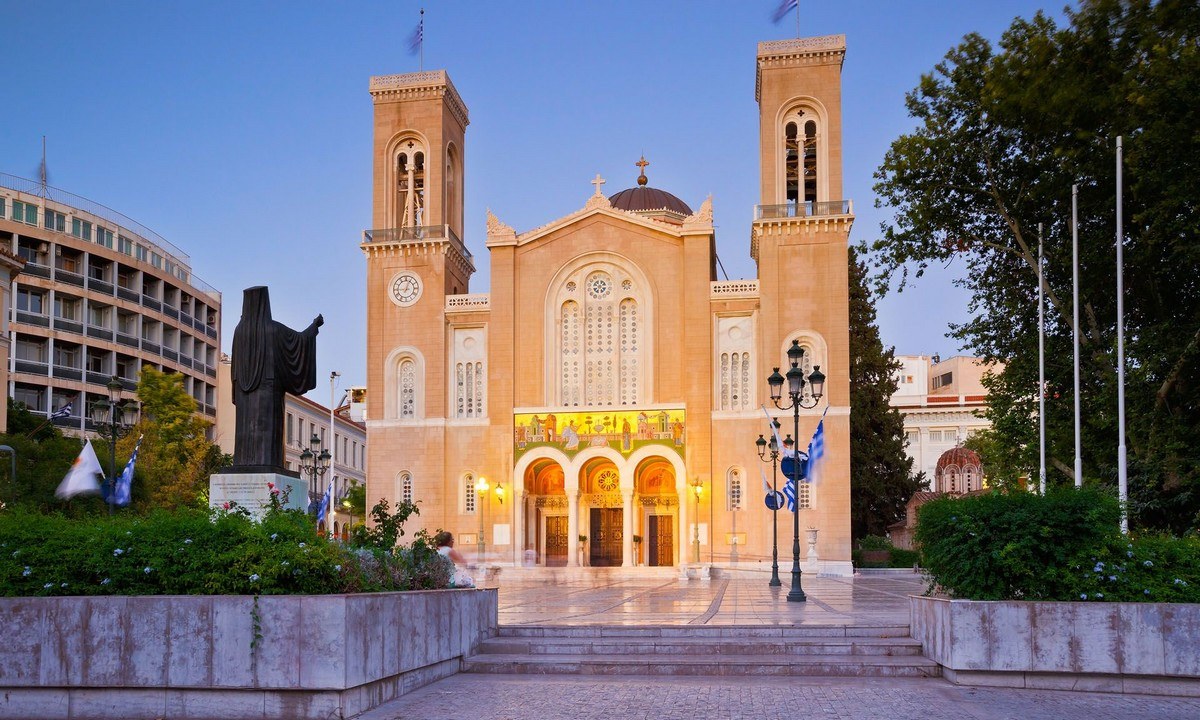 ΜΗΤΡΟΠΟΛΗ