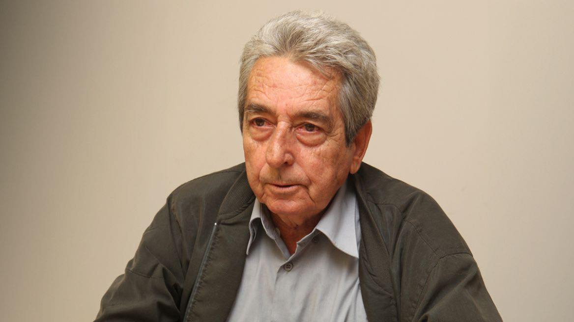 MANOLAKOS