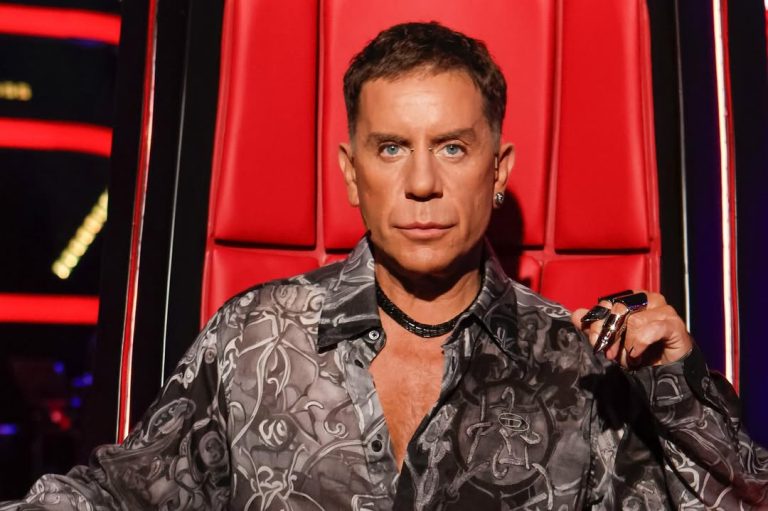 MAZWNAKIS