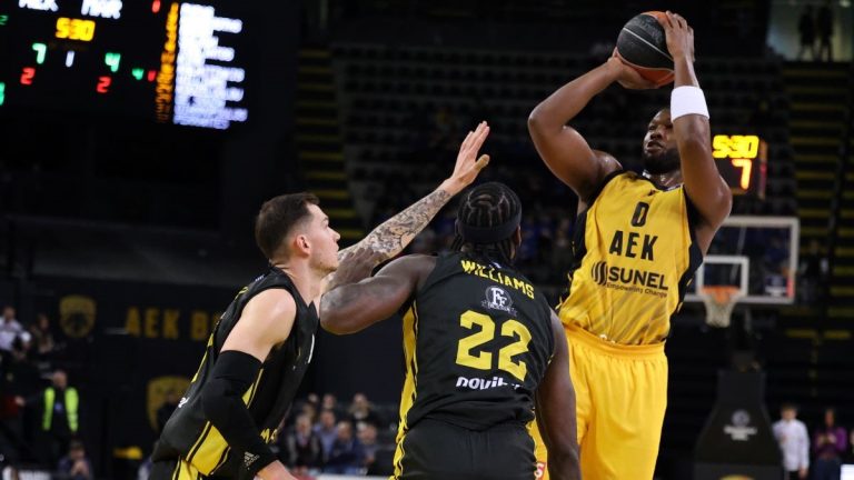 aek-marousi