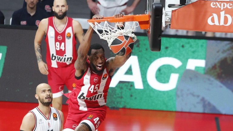 OLYMPIAKOS ARMANI