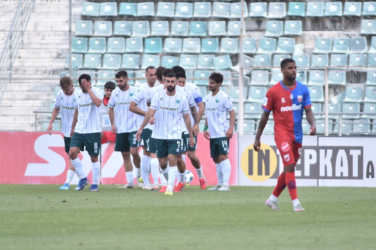 [386915] SUPERLEAGUE 2025-2026 / PLAY OFF / ΒΟΛΟΣ ΝΠΣ - ΛΕΒΑΔΕΙΑΚΟΣ (ΒΑΣΙΛΗΣ ΟΙΚΟΝΟΜΟΥ / EUROKINISSI)