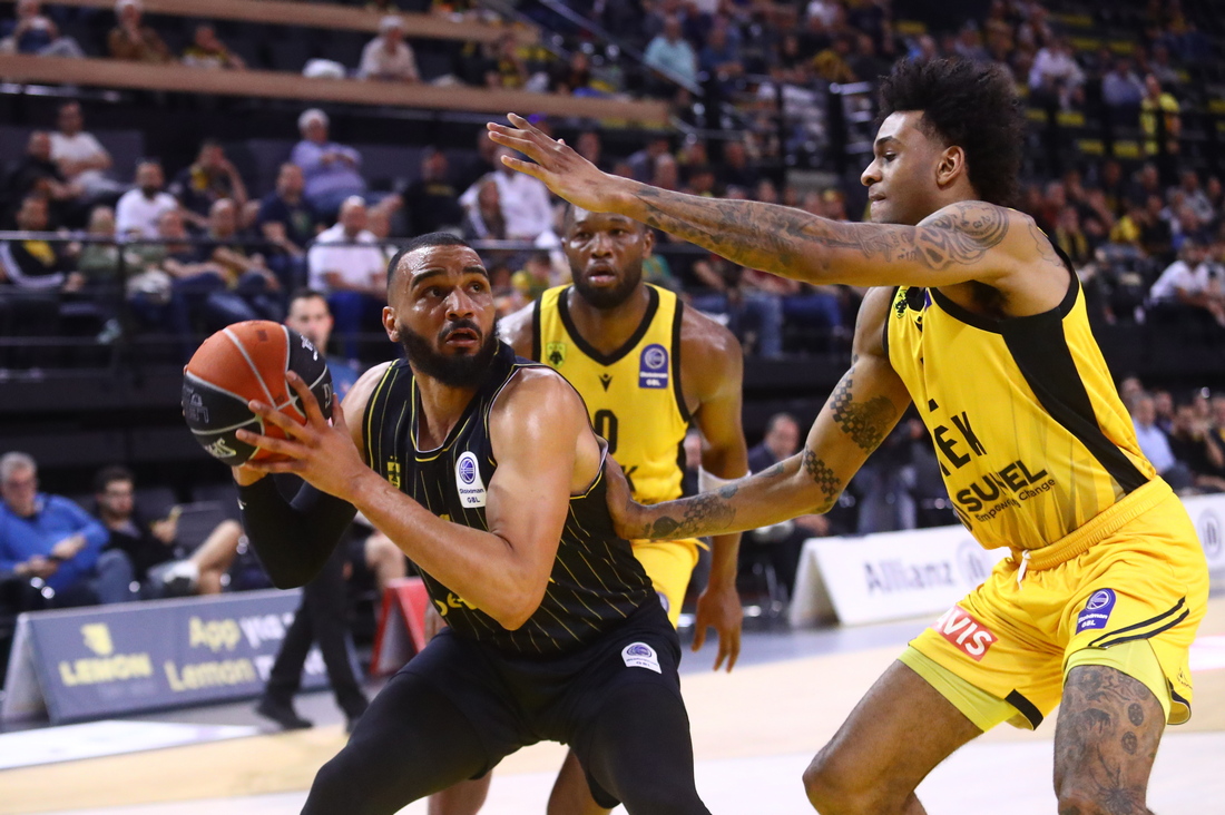 [387029] STOIXIMAN GBL 2025-2026 / PLAY OFF 1ος ΑΓΩΝΑΣ / ΑΕΚ - ΑΡΗΣ. (ΜΑΡΚΟΣ ΧΟΥΖΟΥΡΗΣ / EUROKINISSI)