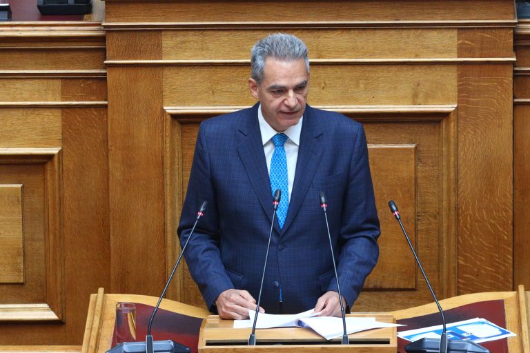 [379517] ΣΥΖΗΤΗΣΗ ΣΤΗΝ ΟΛΟΜΕΛΕΙΑ ΤΗΣ ΒΟΥΛΗΣ ΝΟΜΟΣΧΕΔΙΟΥ ΤΟΥ ΥΠΟΥΡΓΕΙΟΥ ΠΑΙΔΕΙΑΣ, ΘΡΗΣΚΕΥΜΑΤΩΝ ΚΑΙ ΑΘΛΗΤΙΣΜΟΥ     (ΓΙΑΝΝΗΣ ΠΑΝΑΓΟΠΟΥΛΟΣ/EUROKINISSI)