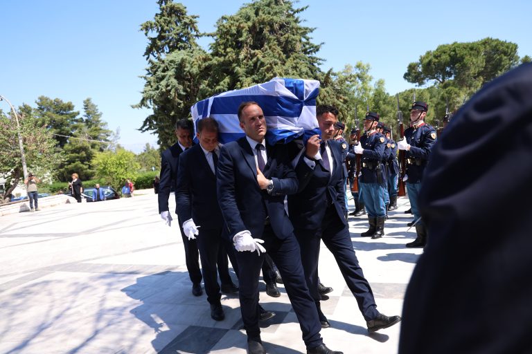 [387529] ΕΞΟΔΙΟΣ ΑΚΟΛΟΥΘΙΑ ΤΟΥ ΓΙΩΡΓΟΥ ΣΟΥΦΛΙΑ (ΓΙΑΝΝΗΣ ΠΑΝΑΓΟΠΟΥΛΟΣ / EUROKINISSI)