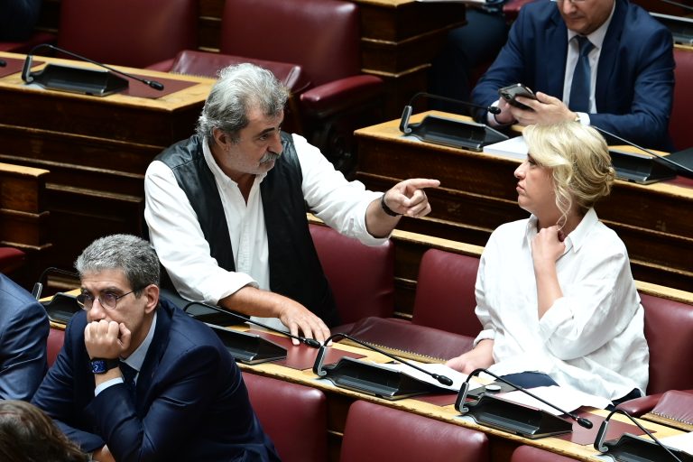 [371071] ΣΥΖΗΤΗΣΗ ΣΤΗΝ ΟΛΟΜΕΛΕΙΑ ΤΗΣ ΒΟΥΛΗΣ ΝΟΜΟΣΧΕΔΙΟΥ ΤΟΥ ΥΠΟΥΡΓΕΙΟΥ ΥΓΕΙΑΣ (ΜΙΧΑΛΗΣ ΚΑΡΑΓΙΑΝΝΗΣ/EUROKINISSI)