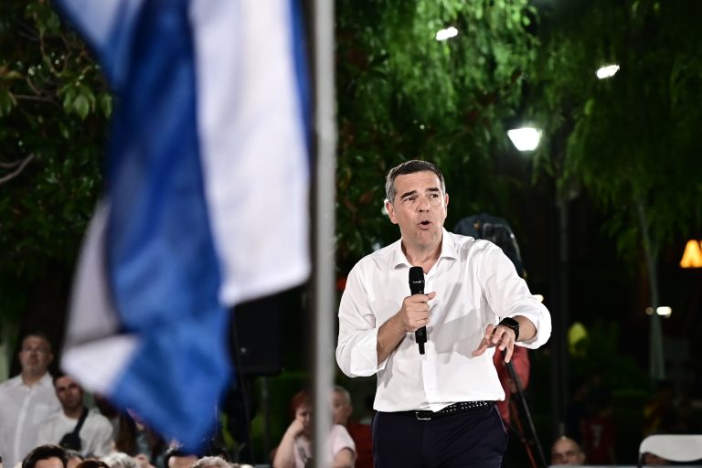 [388291] Ο ΠΡΟΕΔΡΟΣ ΤΗΣ ΕΛ.Α.Σ. ΑΛΕΞΗΣ ΤΣΙΠΡΑΣ ΣΕ ΑΝΟΙΚΤΗ ΕΚΔΗΛΩΣΗ ΤΗΣ ΠΡΩΤΟΒΟΥΛΙΑΣ "ΤΩΡΑ ΜΙΛΑΜΕ" ΣΤΟ ΠΕΡΙΣΤΕΡΙ  (ΜΙΧΑΛΗΣ ΚΑΡΑΓΙΑΝΝΗΣ / EUROKINISSI)