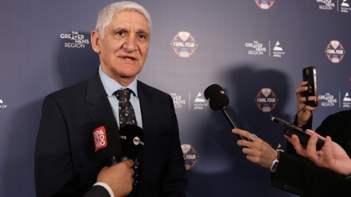 GIANNAKIS